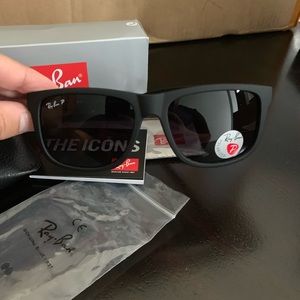 Polarized New Rayban Justin Rubber Black RB416